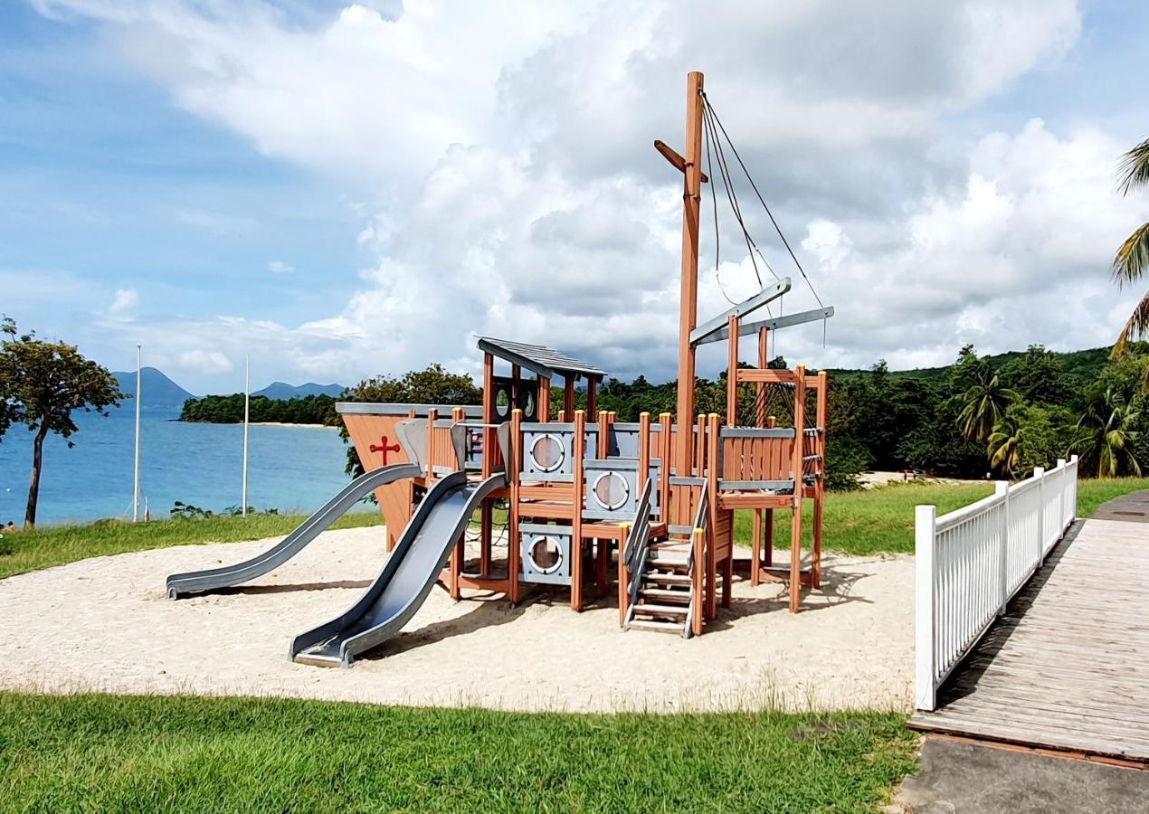 Ti Oasis Trinidad, Studio Vue Mer A Pierre & Vacances Sainte-Luce Exteriör bild