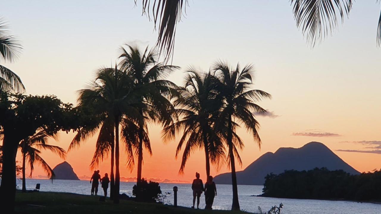 Ti Oasis Trinidad, Studio Vue Mer A Pierre & Vacances Sainte-Luce Exteriör bild
